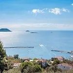 Villa Calliopé Avec Vue Imprenable, Jardin Et Piscine Privée *