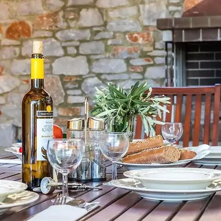 Villa Calliope Avec Vue Imprenable, Jardin Et Piscine Privee Glossa