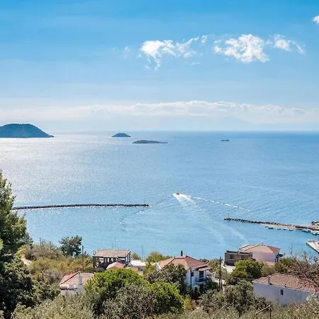 Villa Calliope Avec Vue Imprenable, Jardin Et Piscine Privee *