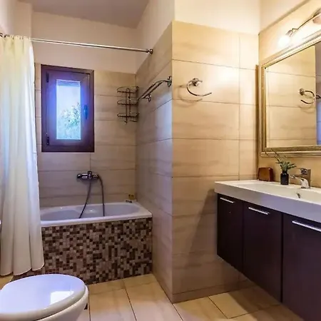 Calliope Avec Vue Imprenable, Jardin Et Piscine Privee Villa