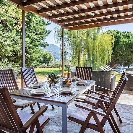 Calliope Avec Vue Imprenable, Jardin Et Piscine Privee * Glossa