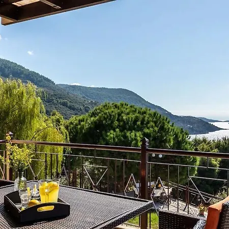 Villa Calliope Avec Vue Imprenable, Jardin Et Piscine Privee *