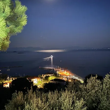 Villa Calliope Avec Vue Imprenable, Jardin Et Piscine Privee