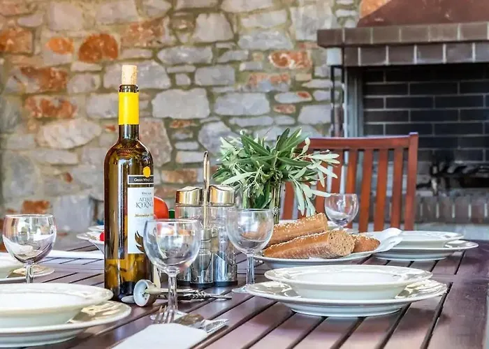 Villa Calliope Avec Vue Imprenable, Jardin Et Piscine Privee Glossa