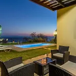 Villa Calliope Avec Vue Imprenable, Jardin Et Piscine Privee Glossa