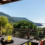 Villa Calliope Avec Vue Imprenable, Jardin Et Piscine Privee *