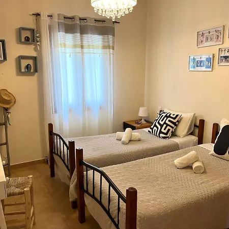 Calliopé Avec Vue Imprenable, Jardin Et Piscine Privée Glossa